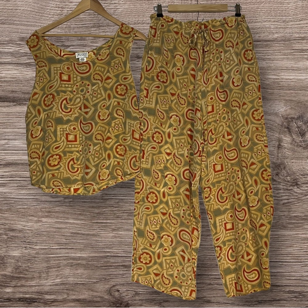 Pia Rucci Silk Set: Slay in Every Way!